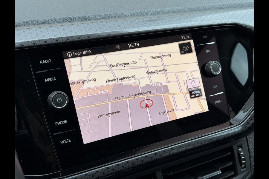Volkswagen T-Cross 1.0 TSI Style LED 17'' Stoelverw CarPlay