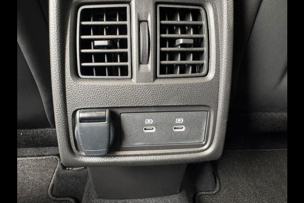 Renault Captur 1.6 E-Tech full hybrid 145 esprit Alpine Trekhaak / Harman/Kardon Sound / Winterpack