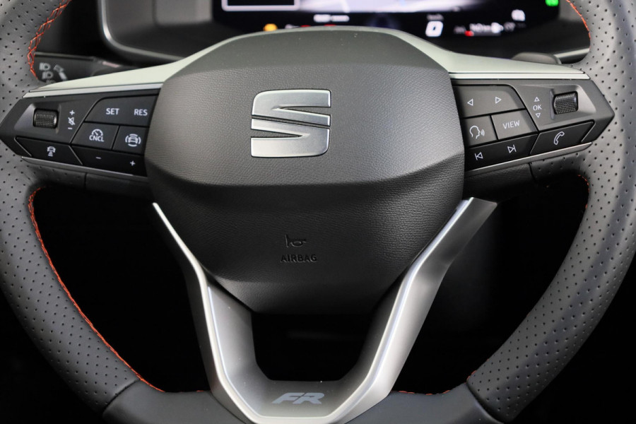 Seat Leon Sportstourer 1.5 TSI e-Hybrid FR PHEV First Edition 204pk | Verlengde garantie | Navigatie | Parkeersensoren | Achteruitrijcamera | Adaptieve cruise control |