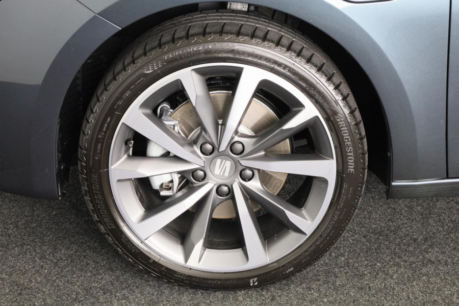 Seat Leon Sportstourer 1.5 TSI e-Hybrid FR PHEV First Edition 204pk | Verlengde garantie | Navigatie | Parkeersensoren | Achteruitrijcamera | Adaptieve cruise control |