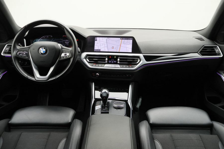 BMW 3-serie 320i Executive Edition Leder/Stof, Virtual, Cruise, Apple Carplay, LED, Climate, PDC, 19''