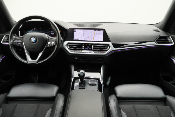 BMW 3-serie 320i Executive Edition Leder/Stof, Virtual, Cruise, Apple Carplay, LED, Climate, PDC, 19''