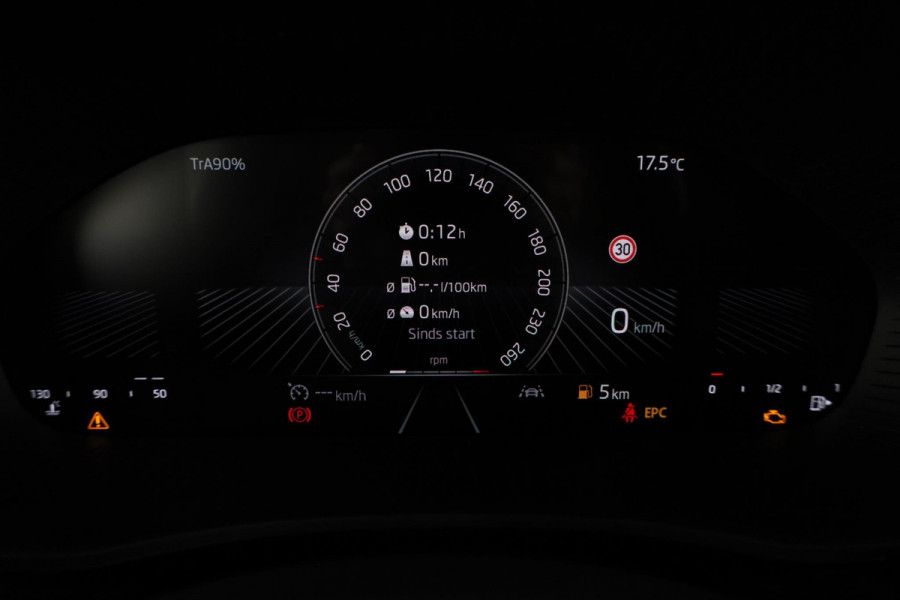 Škoda Fabia Business Edition 1.0 TSI 95PK | Verlengde garantie | Navigatie via App | Parkeersensoren | Achteruitrijcamera | Stoelverwarming |