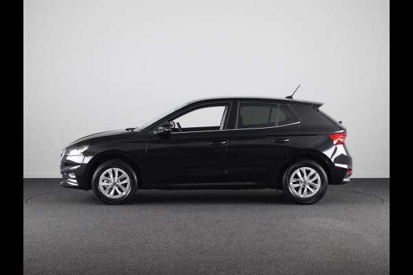 Škoda Fabia Business Edition 1.0 TSI 95PK | Verlengde garantie | Navigatie via App | Parkeersensoren | Achteruitrijcamera | Stoelverwarming |