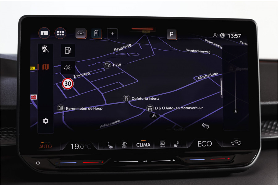 CUPRA Terramar 1.5 TSI e-Hybrid 272 PK VZ Performance | S/K-Panodak | Elek. Trekhaak | Matrix LED | Sennheiser | Elek. stoelen | Adapt. Cruise | Stoel-+Stuurverw. | 360 Camera | NAV+App. Connect | ECC | LM 20" | 5054