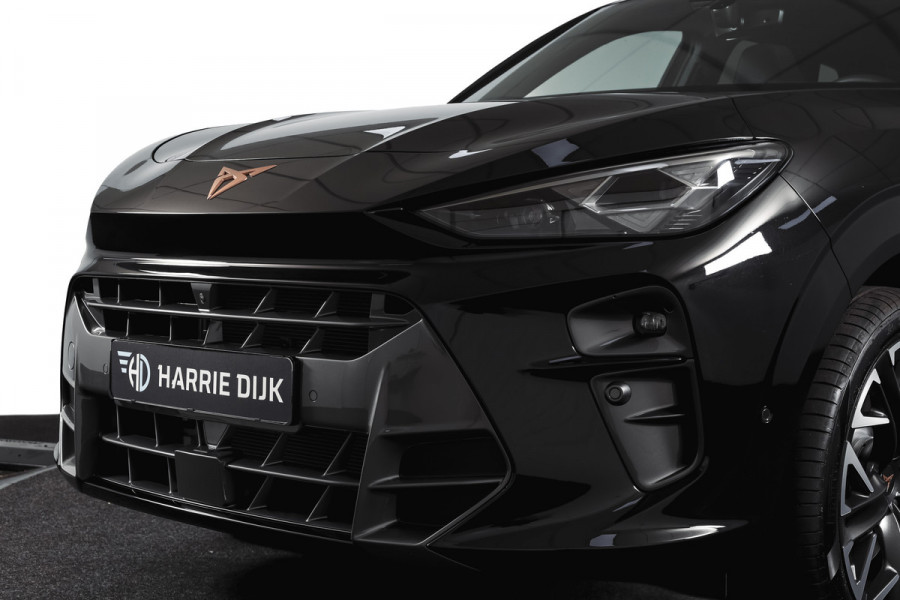 CUPRA Terramar 1.5 TSI e-Hybrid 272 PK VZ Performance | S/K-Panodak | Elek. Trekhaak | Matrix LED | Sennheiser | Elek. stoelen | Adapt. Cruise | Stoel-+Stuurverw. | 360 Camera | NAV+App. Connect | ECC | LM 20" | 5054