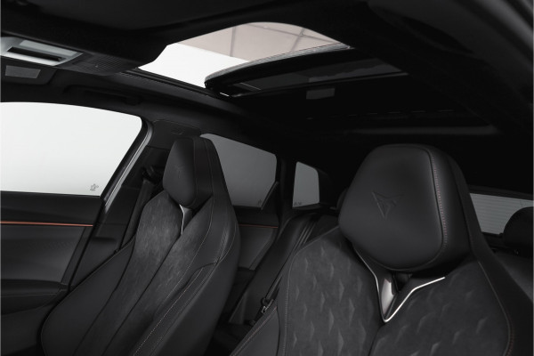 CUPRA Terramar 1.5 TSI e-Hybrid 272 PK VZ Performance | S/K-Panodak | Elek. Trekhaak | Matrix LED | Sennheiser | Elek. stoelen | Adapt. Cruise | Stoel-+Stuurverw. | 360 Camera | NAV+App. Connect | ECC | LM 20" | 4153