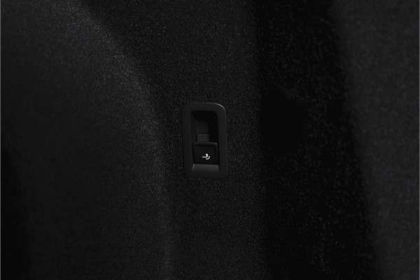 CUPRA Terramar 1.5 TSI e-Hybrid 272 PK VZ Performance | S/K-Panodak | Elek. Trekhaak | Matrix LED | Sennheiser | Elek. stoelen | Adapt. Cruise | Stoel-+Stuurverw. | 360 Camera | NAV+App. Connect | ECC | LM 20" | 4153
