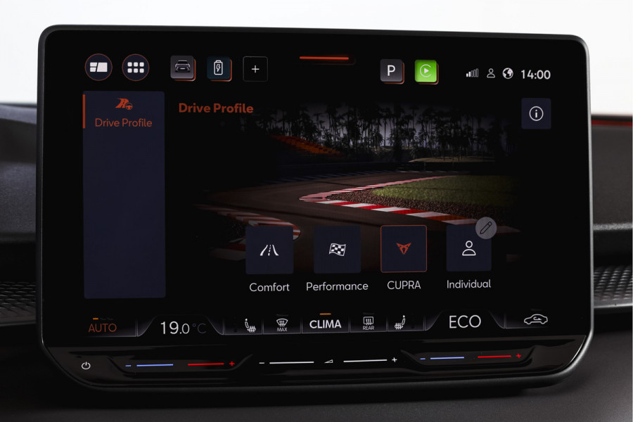 CUPRA Terramar 1.5 TSI e-Hybrid 272 PK VZ Performance | S/K-Panodak | Elek. Trekhaak | Matrix LED | Sennheiser | Elek. stoelen | Adapt. Cruise | Stoel-+Stuurverw. | 360 Camera | NAV+App. Connect | ECC | LM 20" | 4153