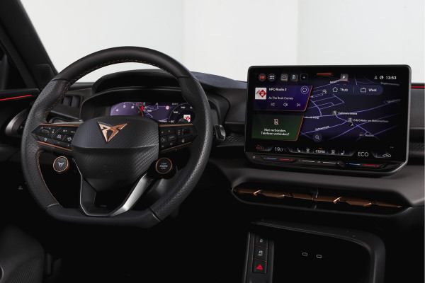 CUPRA Terramar 1.5 TSI e-Hybrid 272 PK VZ Performance | S/K-Panodak | Elek. Trekhaak | Matrix LED | Sennheiser | Elek. stoelen | Adapt. Cruise | Stoel-+Stuurverw. | 360 Camera | NAV+App. Connect | ECC | LM 20" | 4153