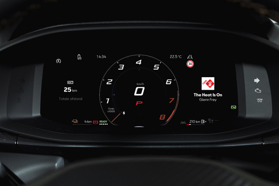 CUPRA Terramar 1.5 TSI e-Hybrid 272 PK VZ Performance | S/K-Panodak | Elek. Trekhaak | Matrix LED | Sennheiser | Elek. stoelen | Adapt. Cruise | Stoel-+Stuurverw. | 360 Camera | NAV+App. Connect | ECC | LM 20" | 4153