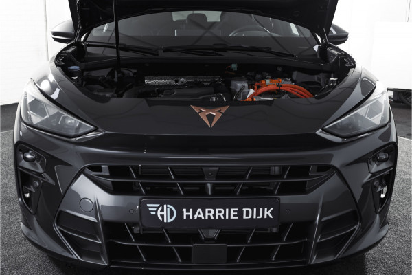 CUPRA Terramar 1.5 TSI e-Hybrid 272 PK VZ Performance | S/K-Panodak | Elek. Trekhaak | Matrix LED | Sennheiser | Elek. stoelen | Adapt. Cruise | Stoel-+Stuurverw. | 360 Camera | NAV+App. Connect | ECC | LM 20" | 4153