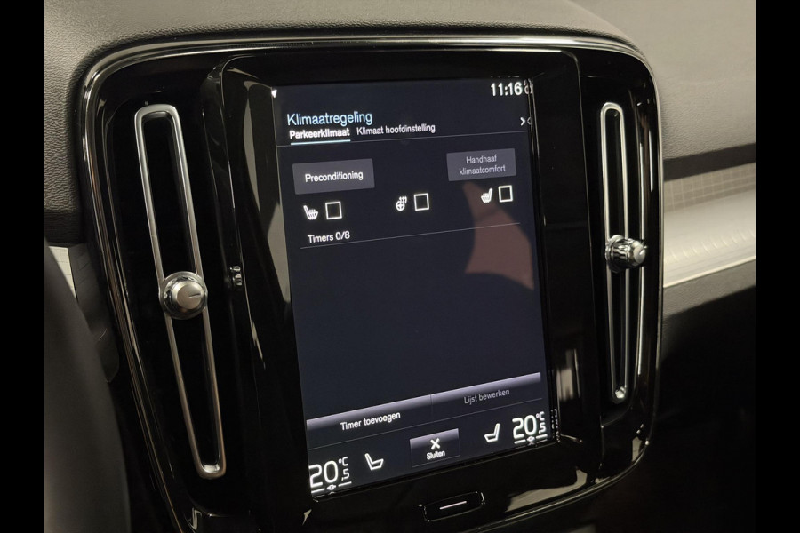 Volvo XC40 1.5 T4 Recharge Inscription Expression Open dak | Stuur-/Stoelverwarming | Achteruitrij camera | Cruise control | Keyless | 19" wielen