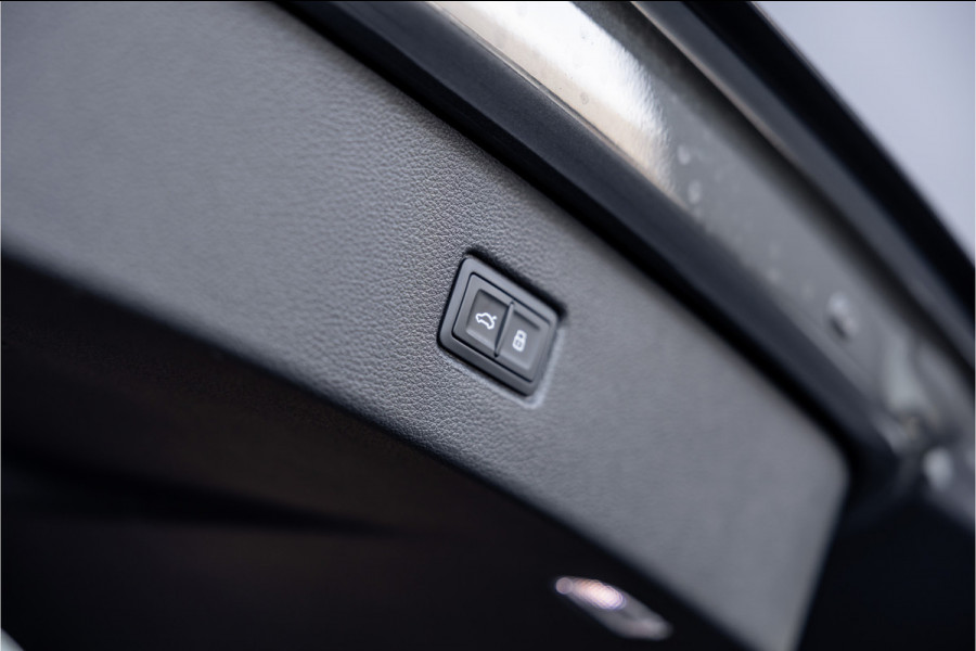 Audi Q7 60 TFSI e quattro Pro Line S Competition - Panorama | B&O | Massage/Koeling | Elek. trekhaak