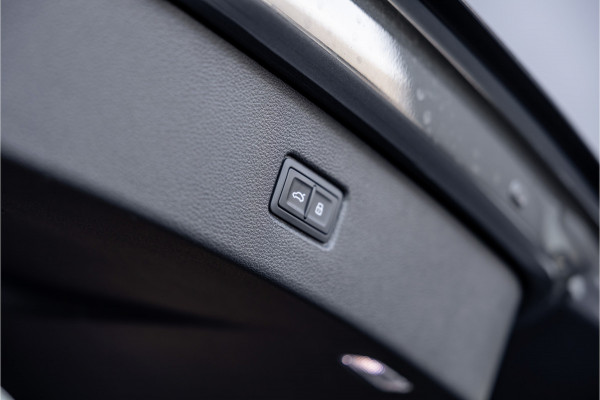 Audi Q7 60 TFSI e quattro Pro Line S Competition - Panorama | B&O | Massage/Koeling | Elek. trekhaak