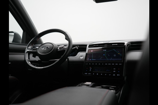 Hyundai Tucson 1.6 T-GDI N Line 4WD PHEV 265pk Dealer O.H | Adaptive Cruise | Camera | Alcantara Sportstoelen & Stuur Verwarmd | Krell Audio | Apple Carplay | Keyless | Blis | 19"L.M | Navigatie | DAB | Plug In Hybrid |