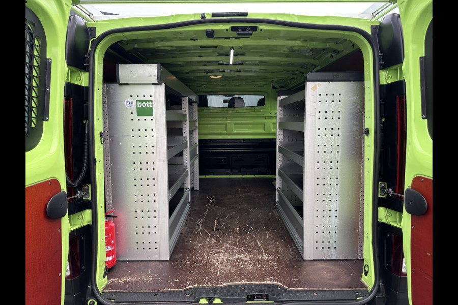 Renault Trafic 1.6 dCi / L2H1 / 1e EIG. / LED / BOTT INRICHTING / IMPERIAAL / TREKHAAK / NAVI / AIRCO / CRUISE