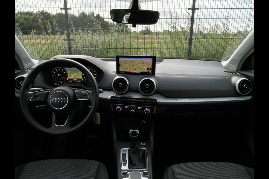 Audi Q2 35 TFSI Business Edition | Carplay | Camera | PDC | NAVI |