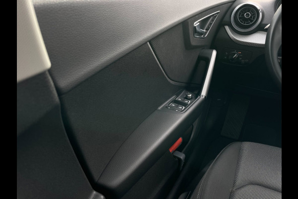 Audi Q2 35 TFSI Business Edition | Carplay | Camera | PDC | NAVI |
