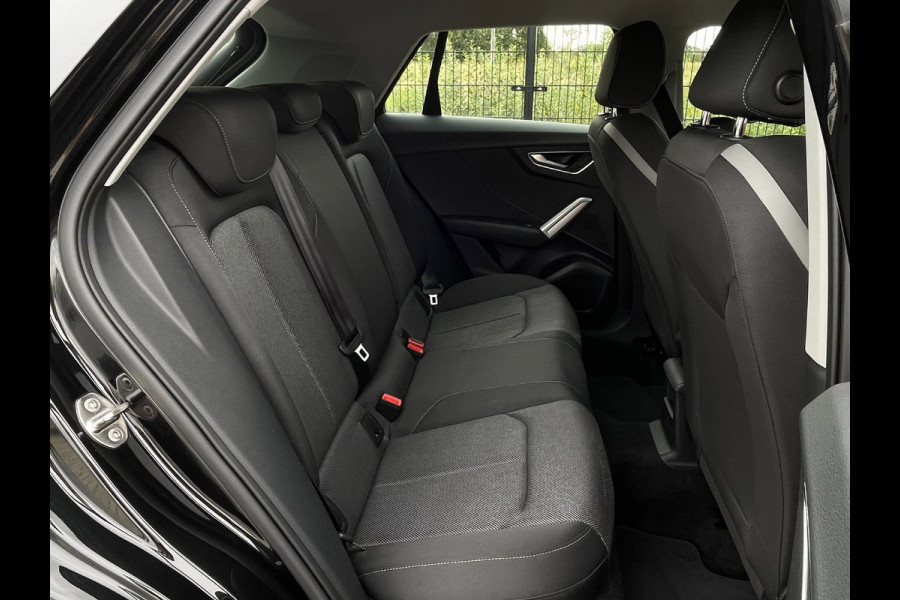Audi Q2 35 TFSI Business Edition | Carplay | Camera | PDC | NAVI |