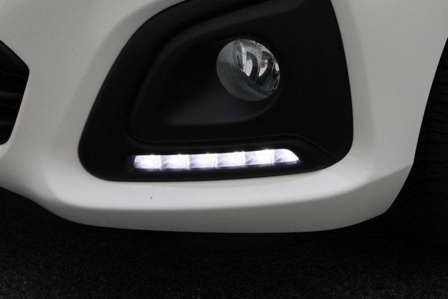 Peugeot 108 1.0 e-VTi Active Eerste Eigenaar, 5-Deurs, Airco, Bluetooth, DAB, Elektrische Ramen