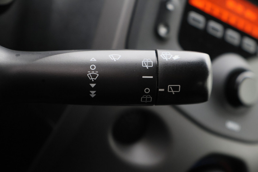 Peugeot 108 1.0 e-VTi Active Eerste Eigenaar, 5-Deurs, Airco, Bluetooth, DAB, Elektrische Ramen