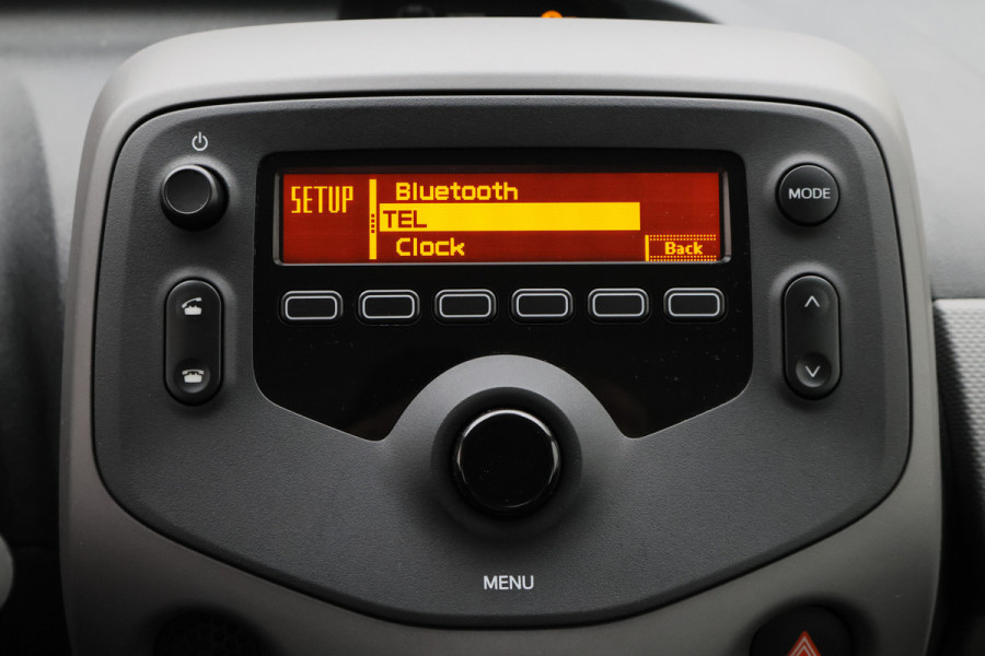 Peugeot 108 1.0 e-VTi Active Eerste Eigenaar, 5-Deurs, Airco, Bluetooth, DAB, Elektrische Ramen