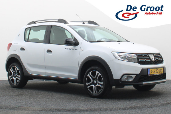 Dacia Sandero 1.0 TCe Stepway Serie Limitee 15th Anniv. Camera, Navigatie, Cruise, Climate, PDC, 16"