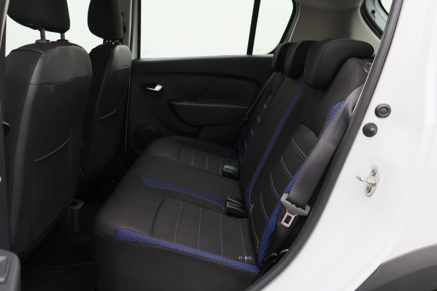 Dacia Sandero 1.0 TCe Stepway Serie Limitee 15th Anniv. Camera, Navigatie, Cruise, Climate, PDC, 16"