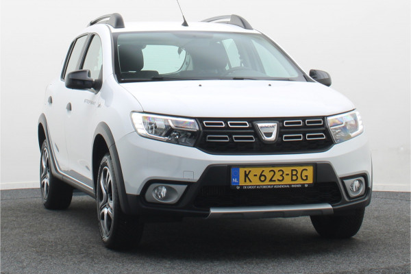 Dacia Sandero 1.0 TCe Stepway Serie Limitee 15th Anniv. Camera, Navigatie, Cruise, Climate, PDC, 16"