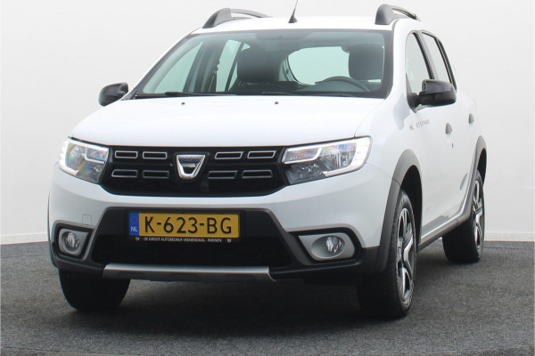 Dacia Sandero 1.0 TCe Stepway Serie Limitee 15th Anniv. Camera, Navigatie, Cruise, Climate, PDC, 16"