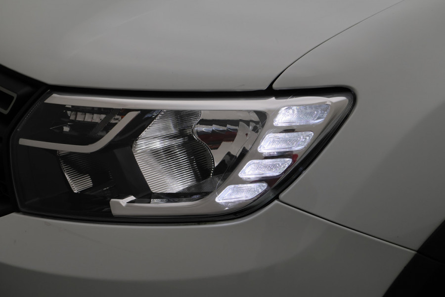 Dacia Sandero 1.0 TCe Stepway Serie Limitee 15th Anniv. Camera, Navigatie, Cruise, Climate, PDC, 16"