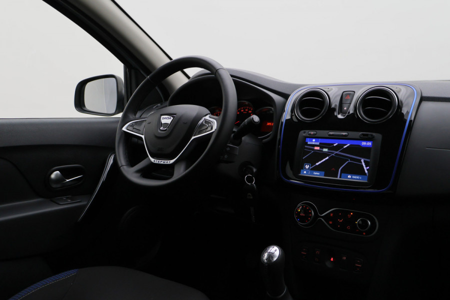 Dacia Sandero 1.0 TCe Stepway Serie Limitee 15th Anniv. Camera, Navigatie, Cruise, Climate, PDC, 16"