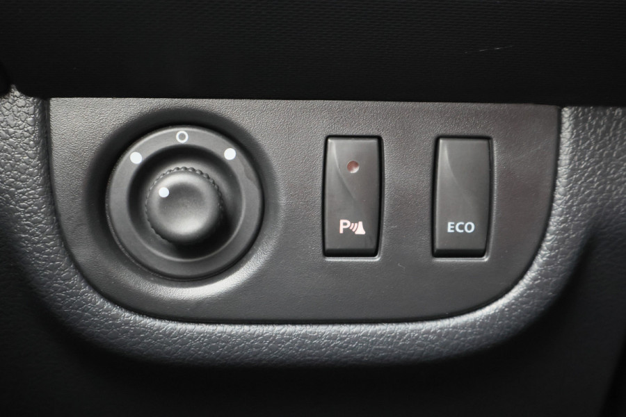 Dacia Sandero 1.0 TCe Stepway Serie Limitee 15th Anniv. Camera, Navigatie, Cruise, Climate, PDC, 16"