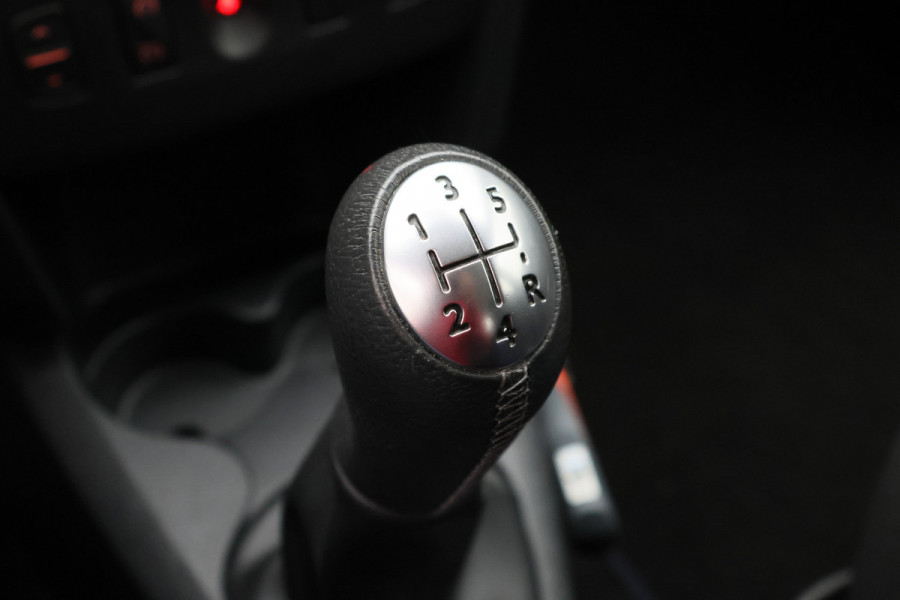 Dacia Sandero 1.0 TCe Stepway Serie Limitee 15th Anniv. Camera, Navigatie, Cruise, Climate, PDC, 16"