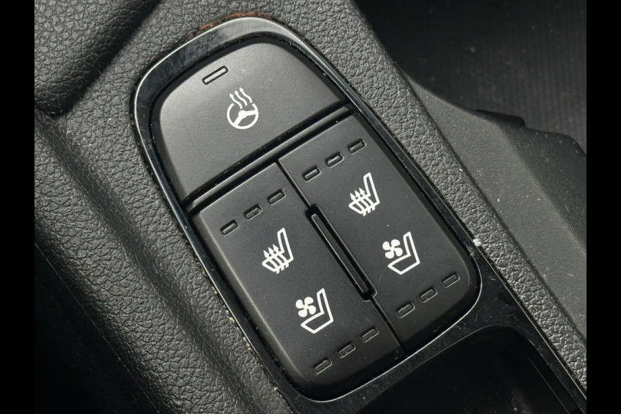 Kia Niro 1.6 GDi Hybrid ExecutiveLine Schuifdak|Stoelventilatie|Keyless|Trekhaak