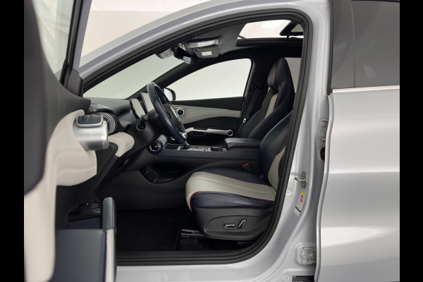BYD ATTO 3 Comfort 60 kWh [3-Fase-11kW] (INCL-BTW) *HEATPUMP | PANO | ADAPTIVE-CRUISE | LEATHER | FULL-LED | TOPVIEW | BLIND-SPOT | HEATED-COMFORTSEATS | DIGI-COCKPIT | CARPLAY | DAB | NAVI-FULLMAP | ECC | PDC | 18''ALU*