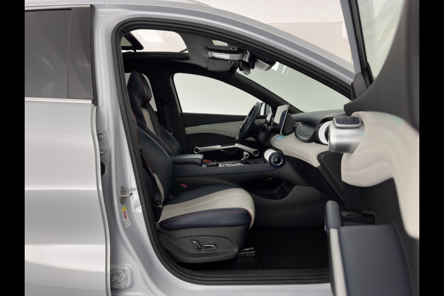 BYD ATTO 3 Comfort 60 kWh [3-Fase-11kW] (INCL-BTW) *HEATPUMP | PANO | ADAPTIVE-CRUISE | LEATHER | FULL-LED | TOPVIEW | BLIND-SPOT | HEATED-COMFORTSEATS | DIGI-COCKPIT | CARPLAY | DAB | NAVI-FULLMAP | ECC | PDC | 18''ALU*