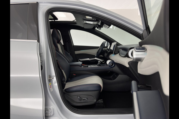 BYD ATTO 3 Comfort 60 kWh [3-Fase-11kW] (INCL-BTW) *HEATPUMP | PANO | ADAPTIVE-CRUISE | LEATHER | FULL-LED | TOPVIEW | BLIND-SPOT | HEATED-COMFORTSEATS | DIGI-COCKPIT | CARPLAY | DAB | NAVI-FULLMAP | ECC | PDC | 18''ALU*
