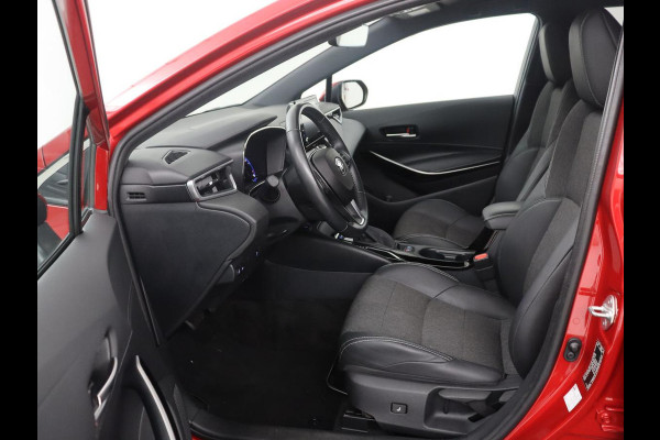 Toyota Corolla Touring Sports 1.8 Hybrid Dynamic | Half Leder | Camera | Stoelverwarming | Carplay | Climate control | Bluetooth | DAB | Adaptive cruise |