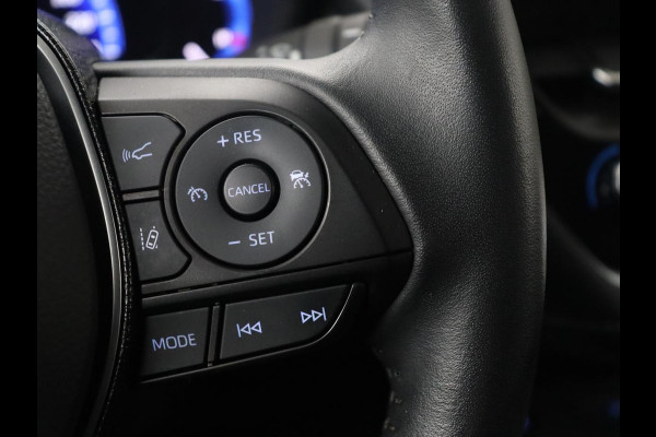 Toyota Corolla Touring Sports 1.8 Hybrid Dynamic | Half Leder | Camera | Stoelverwarming | Carplay | Climate control | Bluetooth | DAB | Adaptive cruise |