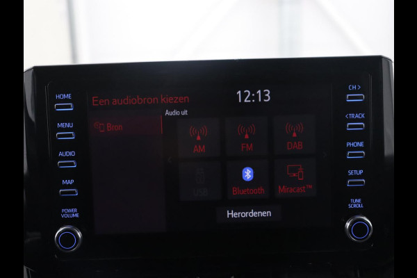 Toyota Corolla Touring Sports 1.8 Hybrid Dynamic | Half Leder | Camera | Stoelverwarming | Carplay | Climate control | Bluetooth | DAB | Adaptive cruise |