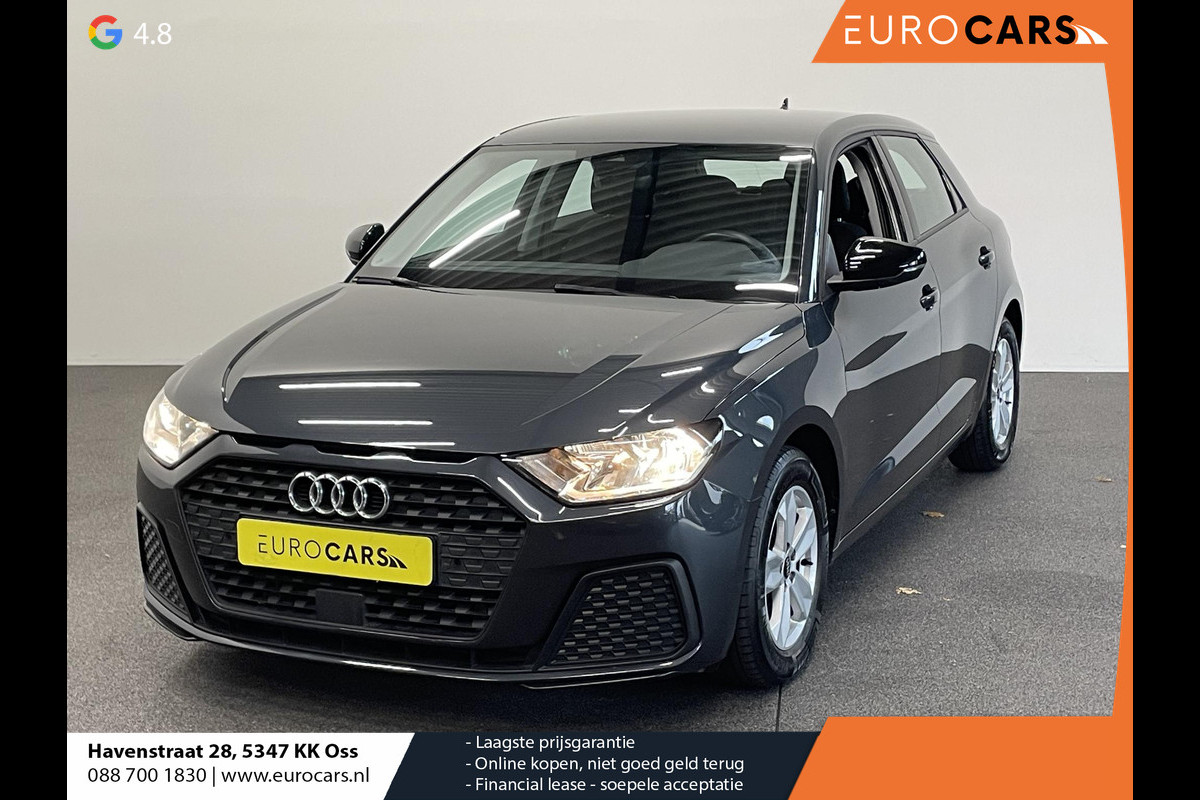 Audi A1 Sportback 1.0 TFSI Sportback Automaat Navigatie Apple Carplay/Android Auto Parkeersensoren Cruise Control Climate Control Lichtmetalen velgen