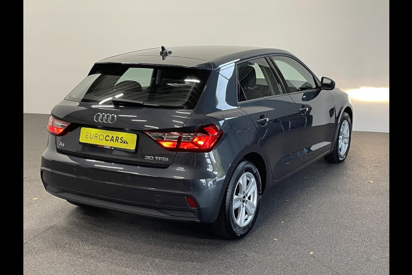 Audi A1 Sportback 1.0 TFSI Sportback Automaat Navigatie Apple Carplay/Android Auto Parkeersensoren Cruise Control Climate Control Lichtmetalen velgen