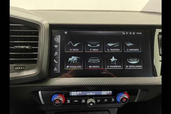 Audi A1 Sportback 1.0 TFSI Sportback Automaat Navigatie Apple Carplay/Android Auto Parkeersensoren Cruise Control Climate Control Lichtmetalen velgen