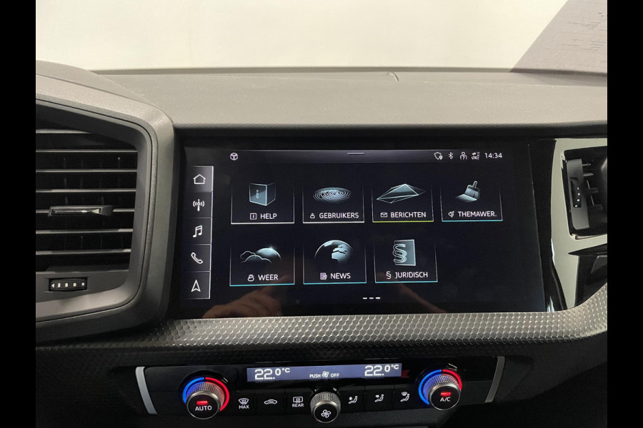 Audi A1 Sportback 1.0 TFSI Sportback Automaat Navigatie Apple Carplay/Android Auto Parkeersensoren Cruise Control Climate Control Lichtmetalen velgen