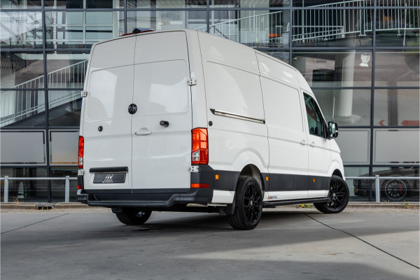 Volkswagen Crafter 2.0 TDI 177 PK L3H3 DSG | CarPlay | Camera | Standkachel | MF Stuur | Dealer onderhouden | Cruise control | DAB