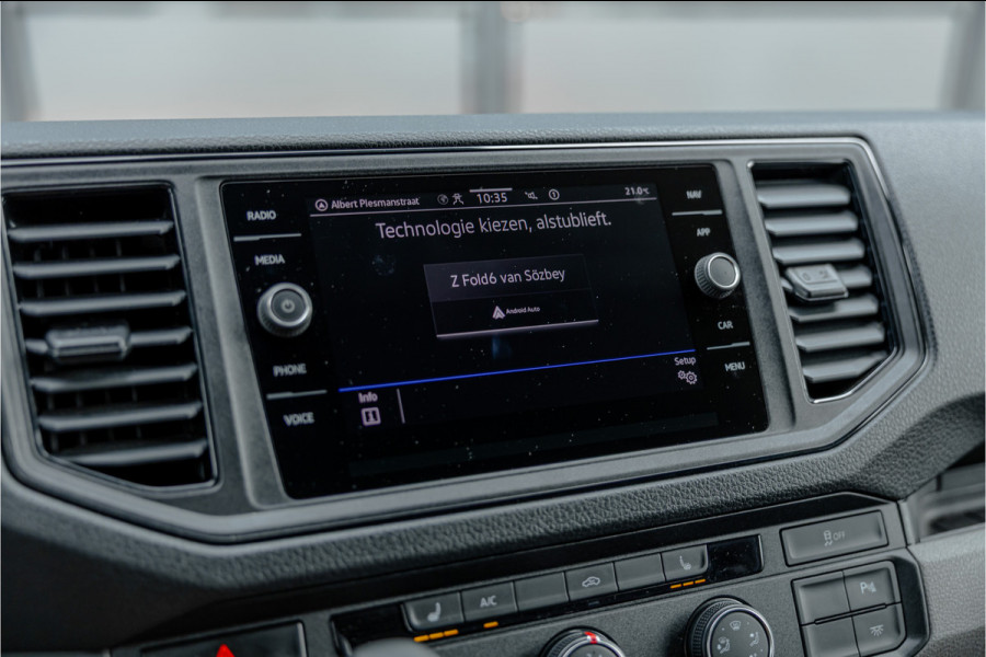 Volkswagen Crafter 2.0 TDI 177 PK L3H3 DSG | CarPlay | Camera | Standkachel | MF Stuur | Dealer onderhouden | Cruise control | DAB