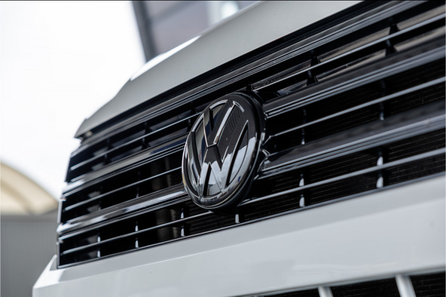 Volkswagen Crafter 2.0 TDI 177 PK L3H3 DSG | CarPlay | Camera | Standkachel | MF Stuur | Dealer onderhouden | Cruise control | DAB