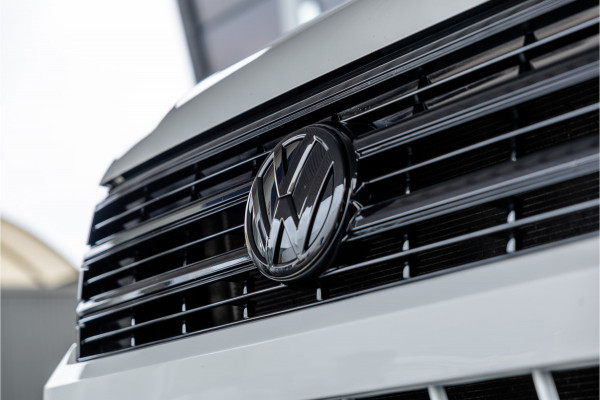 Volkswagen Crafter 2.0 TDI 177 PK L3H3 DSG | CarPlay | Camera | Standkachel | MF Stuur | Dealer onderhouden | Cruise control | DAB